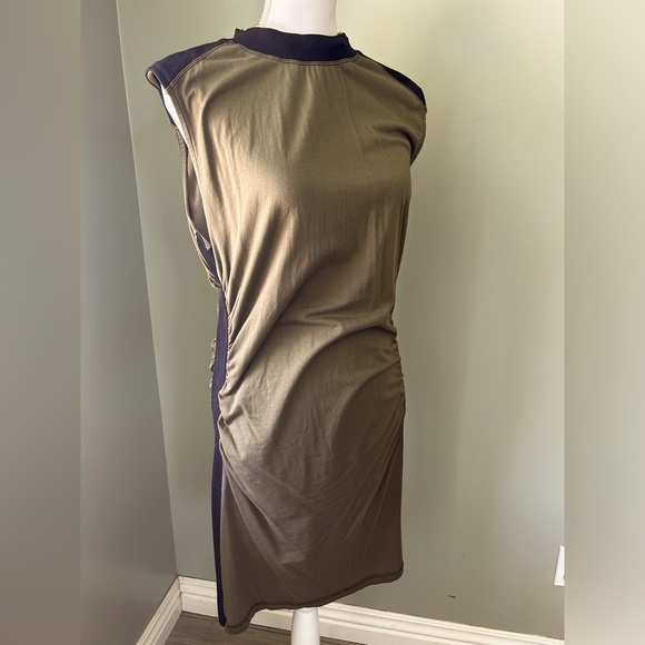 Anthropologie Dresses & Skirts - Daily Practice by Anthropologie Colorblock minidress size XL